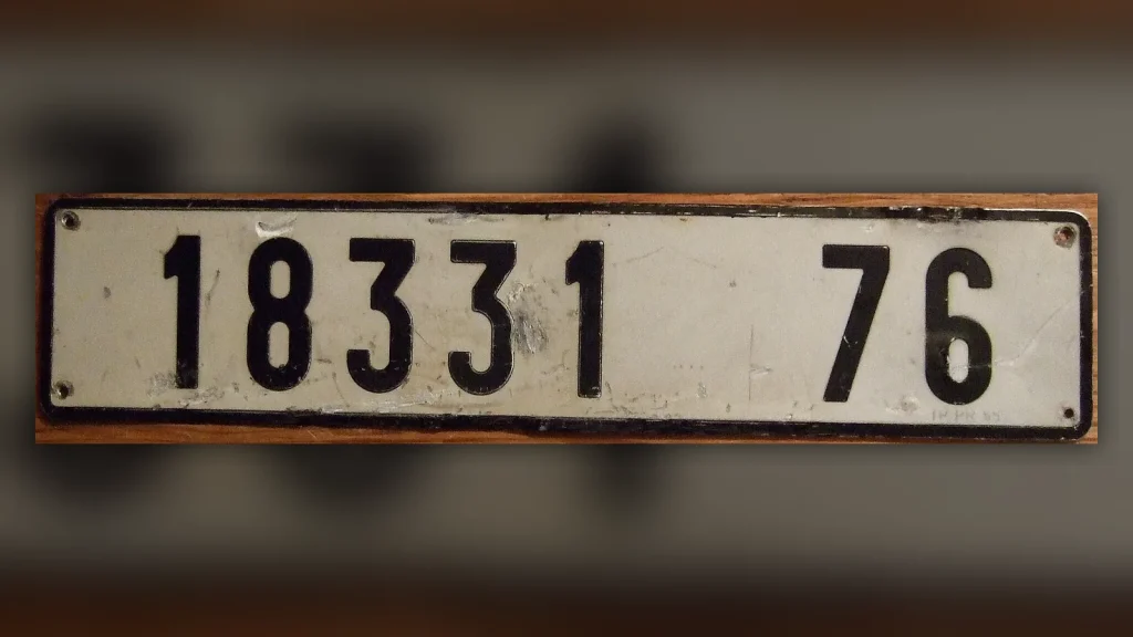 Choisir la matière de sa plaque d'immatriculation